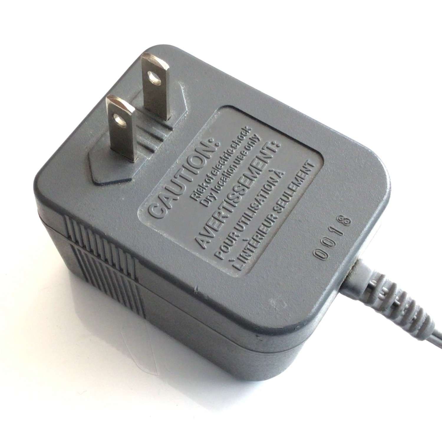 CARGADOR / ADAPTADOR DE FUENTE DE ALIMENTACION PANASONIC / VCA-VCD / NUMERO DE PARTE PQLV1 / E165832 / LR111758-1 / ENTRADA VCA 120V~60HZ 9W / SALIDA VCD 9V 500MA / MODELO PQLV1 - Imagen 2